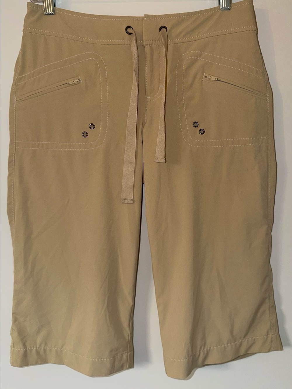 Athleta Khaki Dipper Crop Cargo Pants Size 2